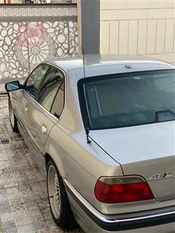 بي ام دبليو الفئة 7
